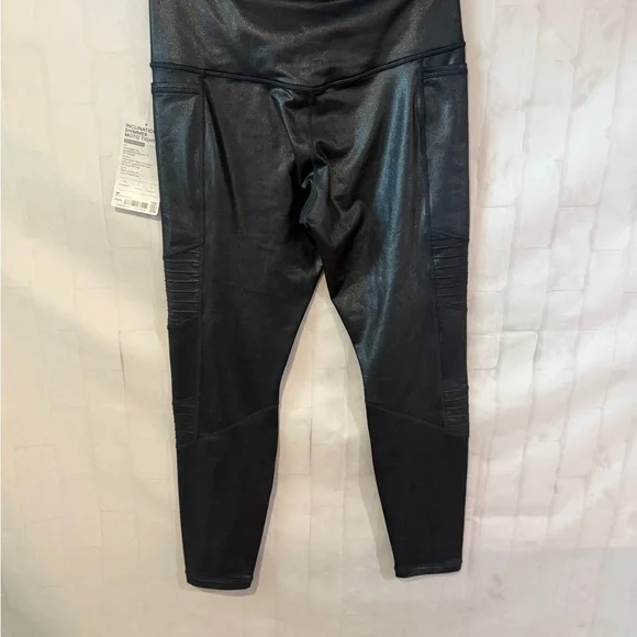 Athleta leggings womens Inclination black Moto Shimmer Tight size medium - Picture 8 of 9